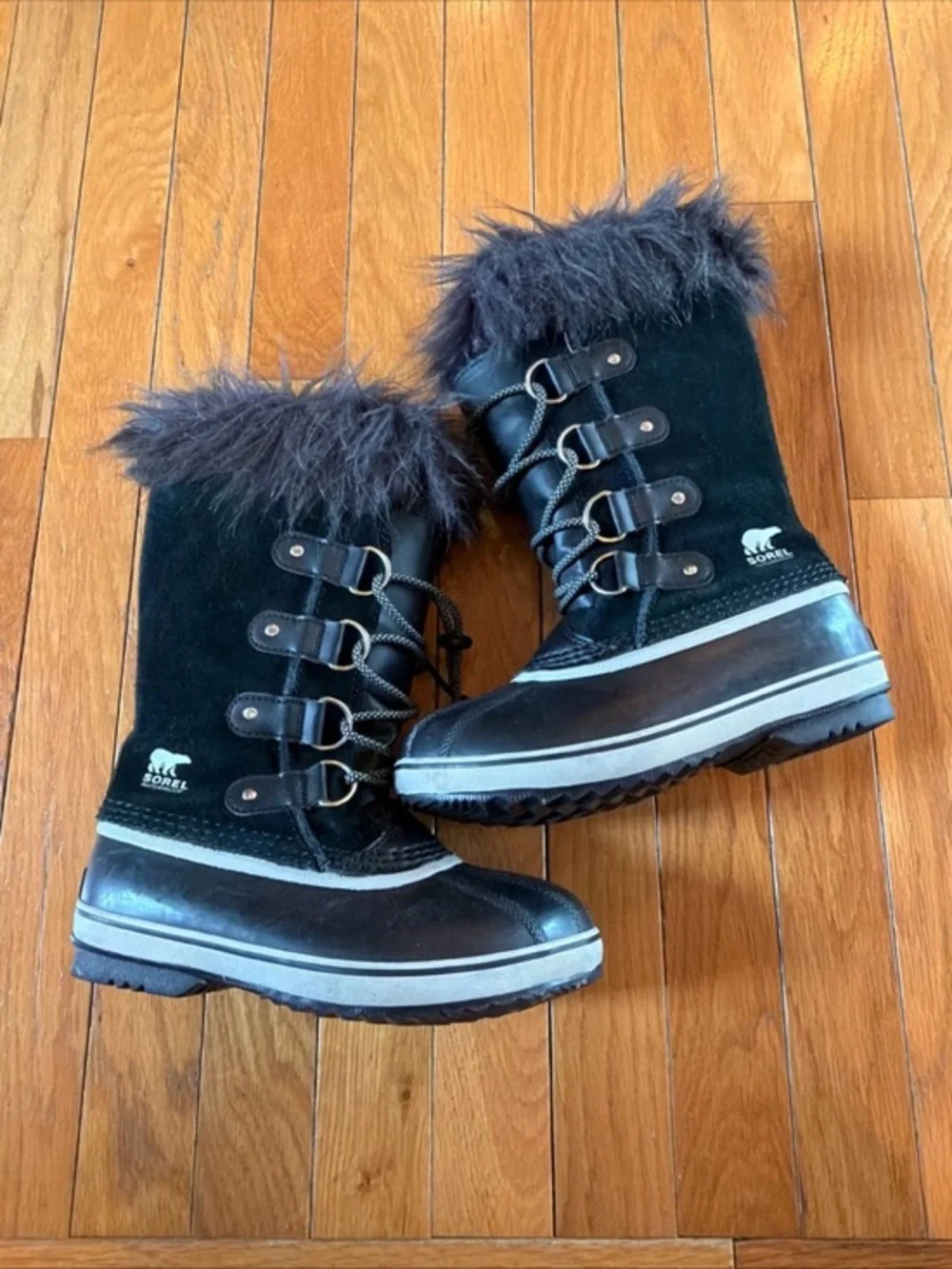Sorel Youth Joan of Arctic Waterproof Winter Boots Black Dove Gray Faux Fur Sz 3